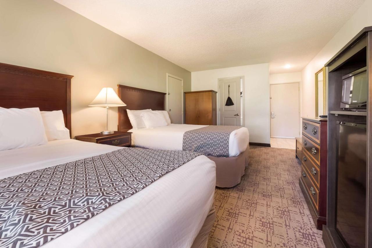 Surestay Hotel By Best Western Thomson المظهر الخارجي الصورة